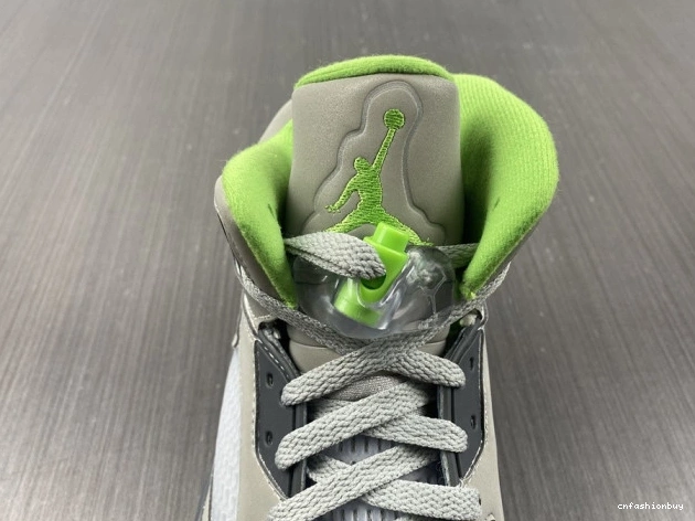 Green Retro DM9014-003 (2022) Jordan Bean 5 0813